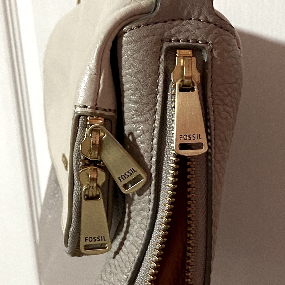 Fossil Preston Flap Large Crossbody - Picture 6 of 7